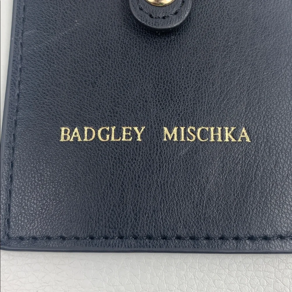 Badgley Mischka black Leather Slim Card holder wallet & Gold button Accent NEW
